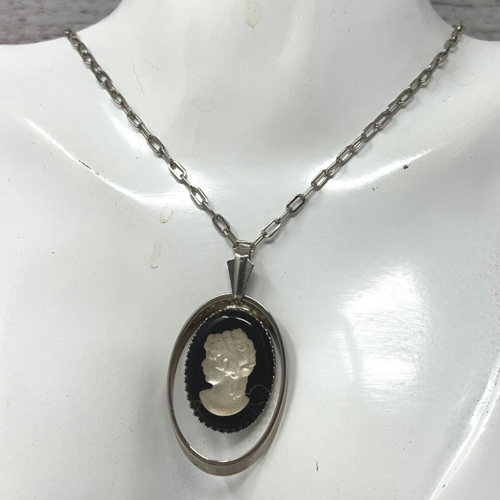 Vintage Cameo Necklace Silver and Gold Tone Glass Lady Pendant